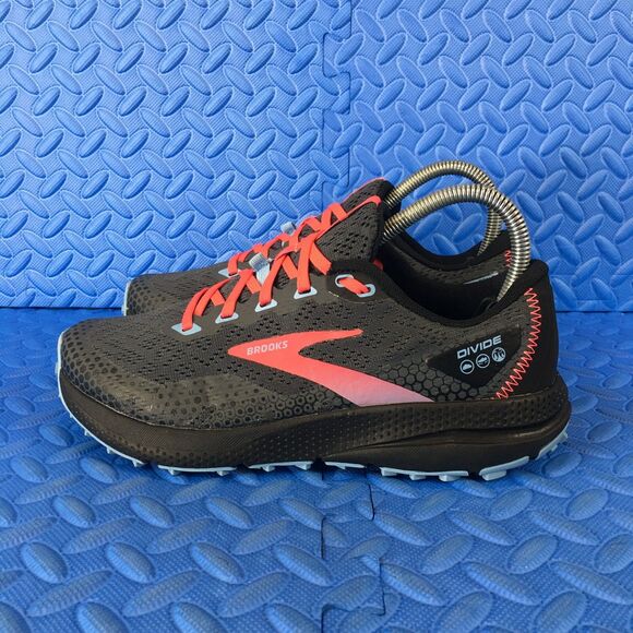Brooks Divide 3 Womens Running Shoes Black Trail Hiking Sneakers Size 8.5B - Picture 3 of 11